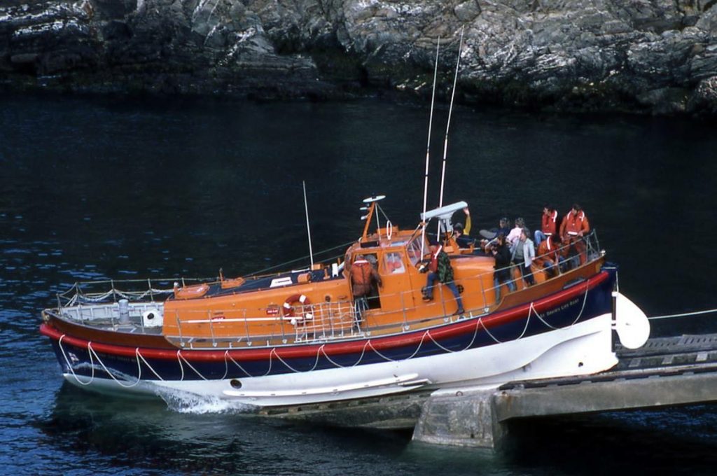 JOSEPH SOUR CIVIL SERVICE No 34 6x4 Photo 10X15 Watson Motor Lifeboat ON 971 